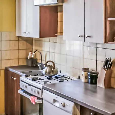 2 Bedroom Beautiful In Prázdninový dům Chmielno
